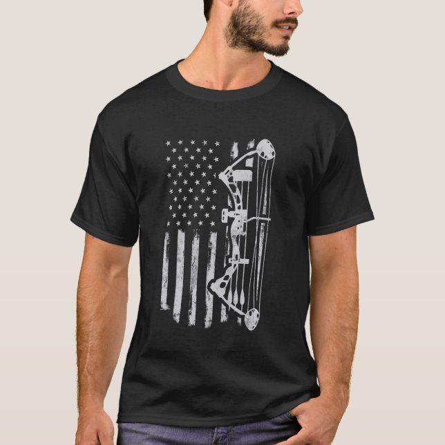 Bow Hunter Archery Bowhunter Broadhead USA Flag 1 T-Shirt (Front)