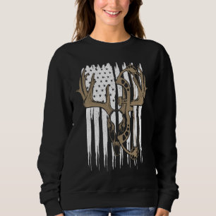 Bow Hunting Deer American Flag Archery Hunter Men  Sweatshirt