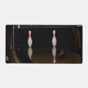 Bowling desk mat