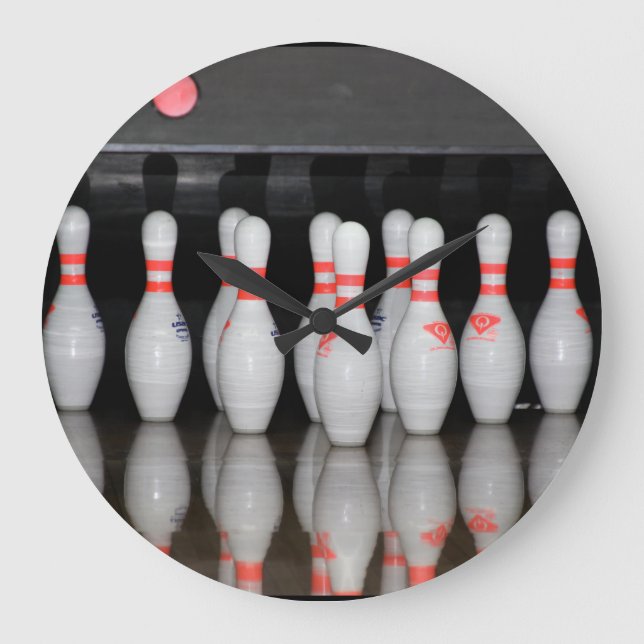 Bowling Pin Clock (Front)
