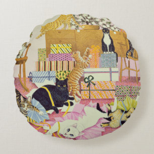 Boxing Day Round Cushion