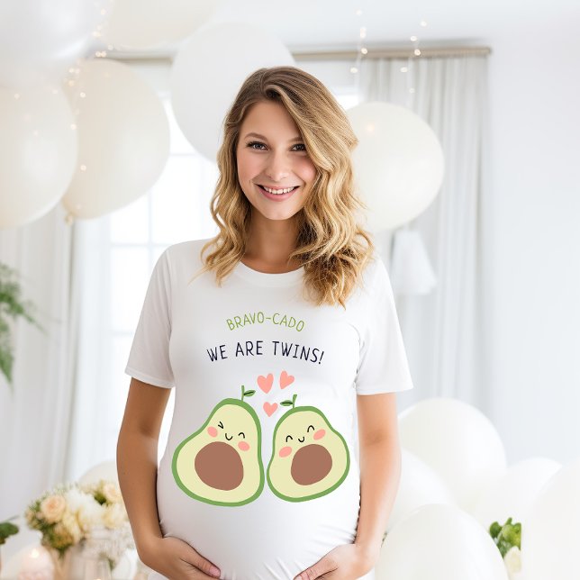 Bravocado Avocado Gender Neutral Twins Mum to be T-Shirt (Bravocado Avocado Gender Neutral Twins Mom to be T-Shirt)