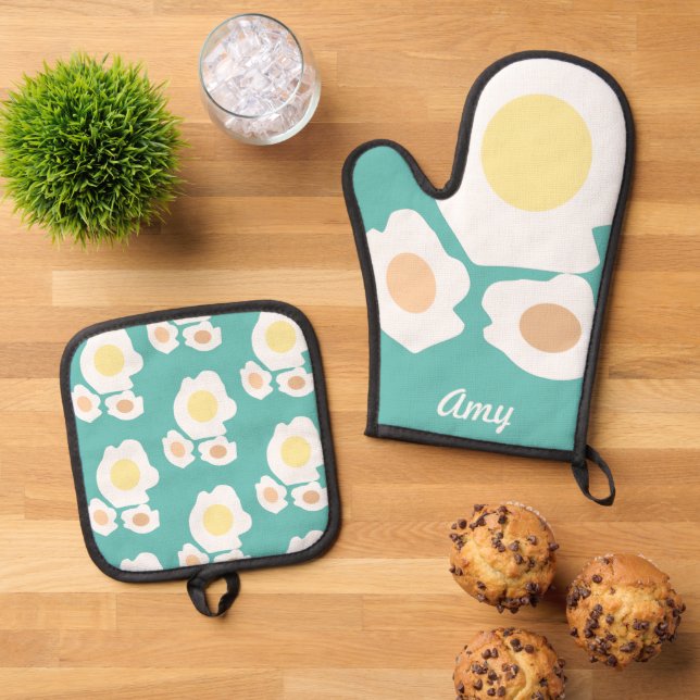 Breakfast Eggs Chef Kitchen Oven Mitt & Pot Holder Set (Top Down)