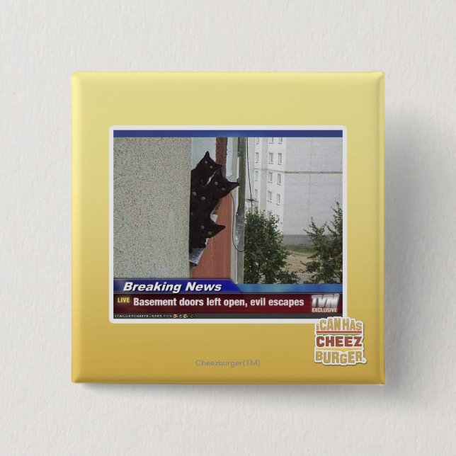 Breaking News 2 15 Cm Square Badge (Front)