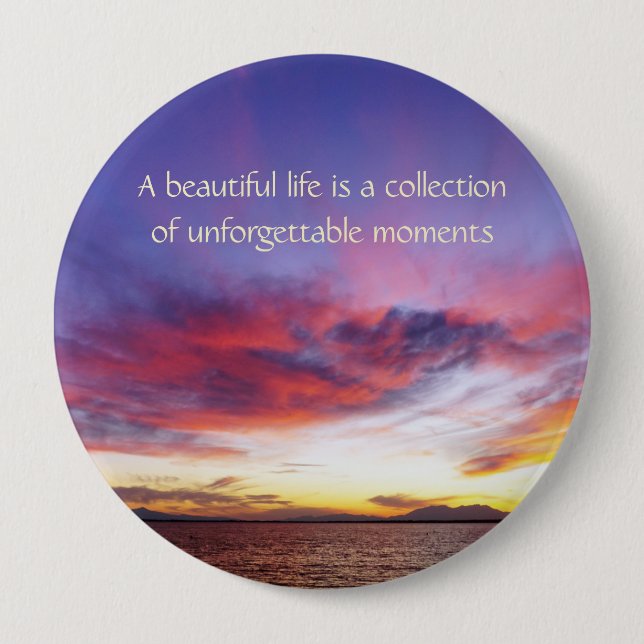 Breathtaking sunset over the sea   10 cm round badge (Front)