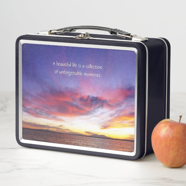 Breathtaking sunset over the sea    metal lunch box (In Situ)