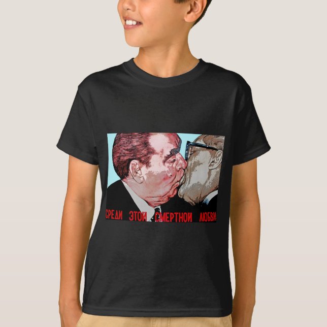 Brezhnev & Honecker Kiss,East Side Gallery, Berlin T-Shirt (Front)