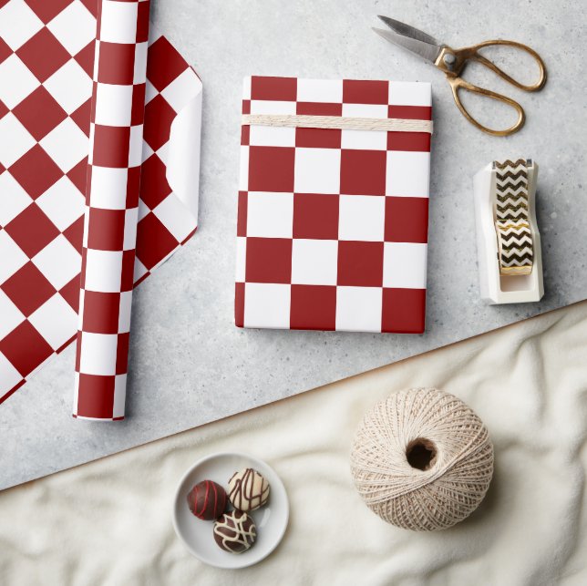 Brick Red and White Chequered Vintage Wrapping Paper (Crafts)