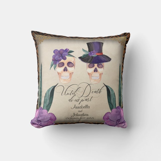 Bride and Groom Skulls Halloween Theme Wedding Pap Cushion (Front)