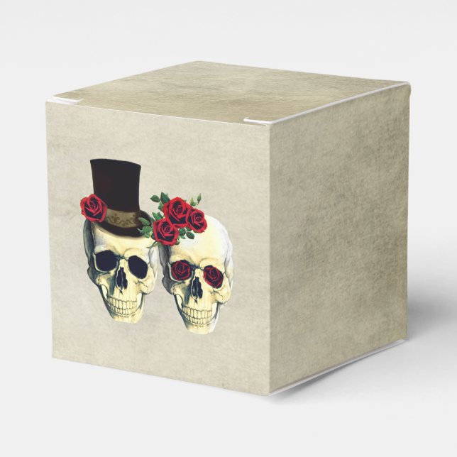 Bride & Groom Skull Wedding Party Favour Box (Front Side)