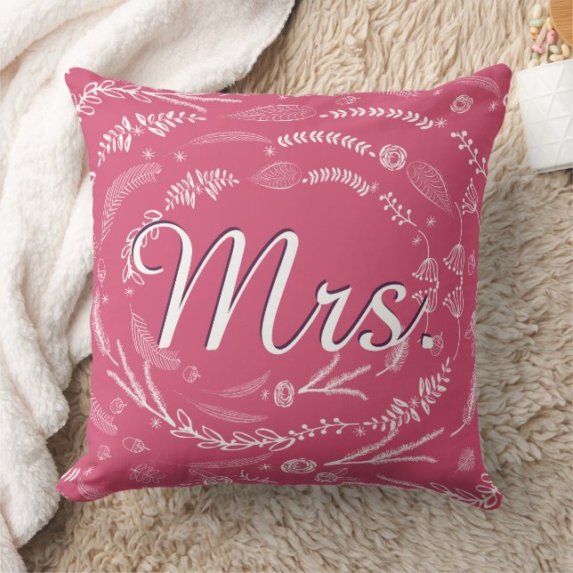 Bride Vintage Floral Garland Throw Pillow (Blanket)