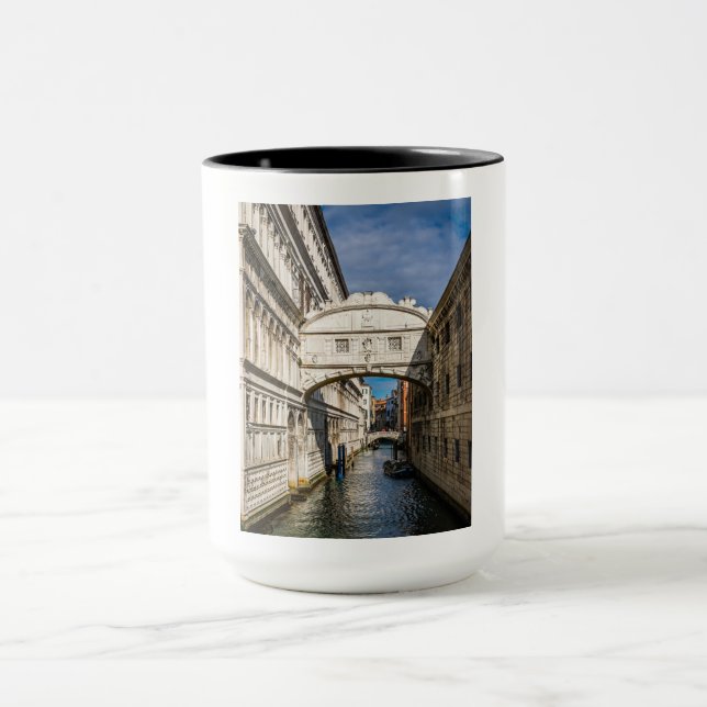 Bridge of Sighs, Venezia, Italy Mug (Center)