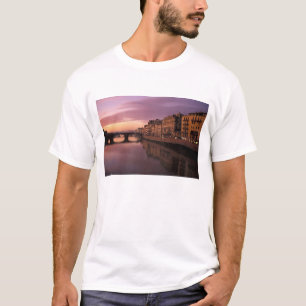 Bridges over the Arno River at sunset, T-Shirt