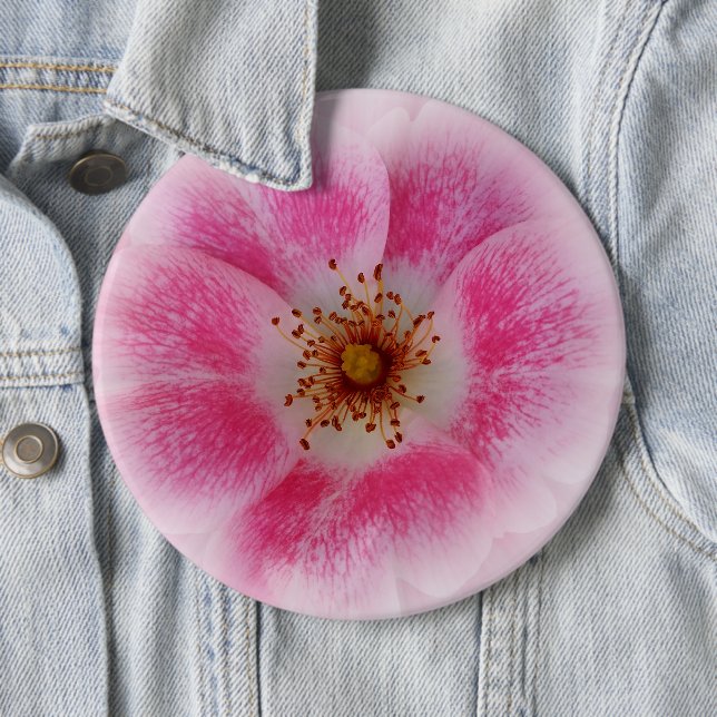 bright pink flower 6 cm round badge (In Situ)