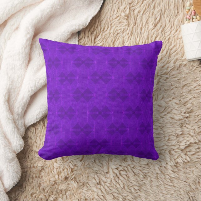 Bright purple geometric texture. cushion (Blanket)