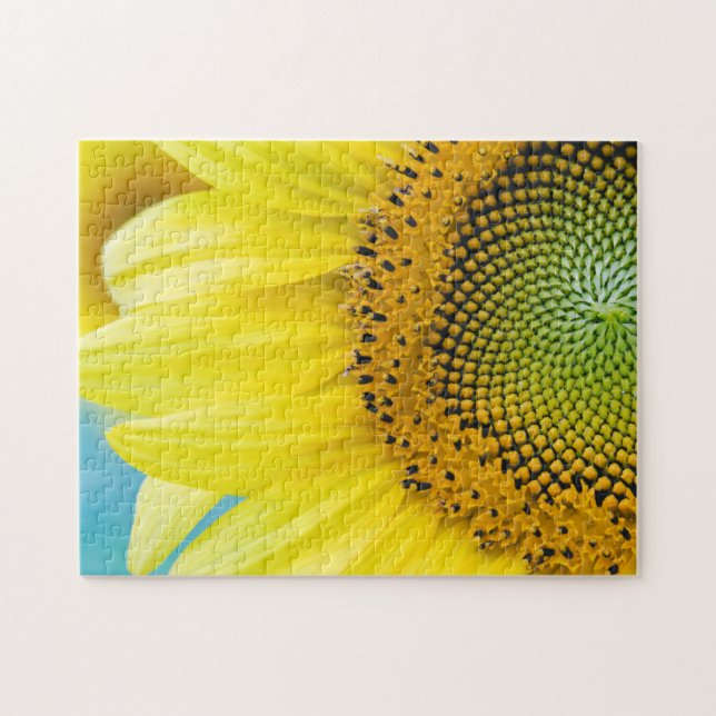 Bright Sunflower Jigsaw Puzzle (Horizontal)