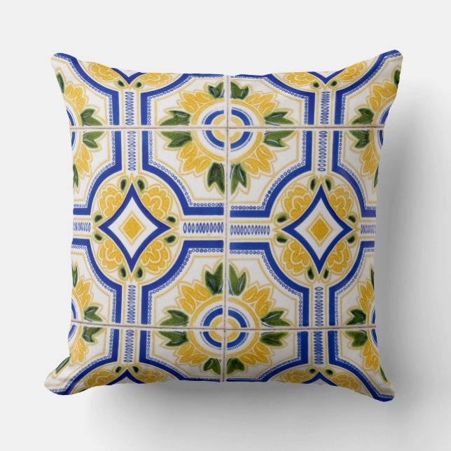 Bright tile pattern, Portugal Cushion (Front)