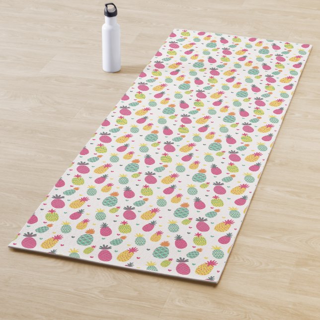 Bright Tropical Pineapple Pattern Yoga Mat (In Situ)