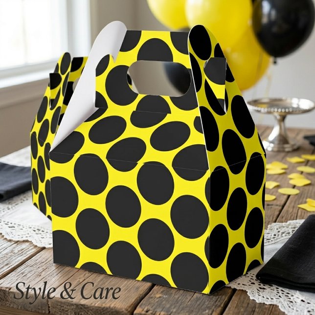 Bright Yellow with Black Dot Style Gable Favour Box (Bright Yellow with Black Dot Style Gable Favor Boxes)