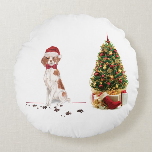 Brittany Funny Christmas Dog and Tree Round Cushion (Front)