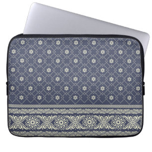 Brocade pattern laptop sleeve