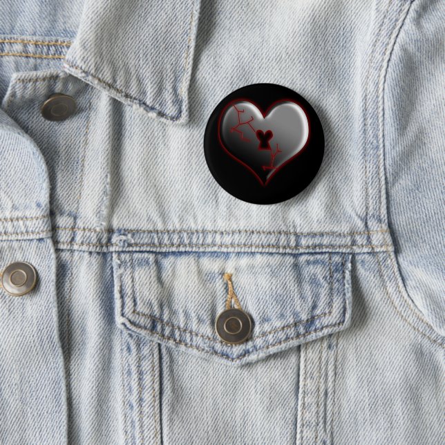 Broken Heart 6 Cm Round Badge (In Situ)