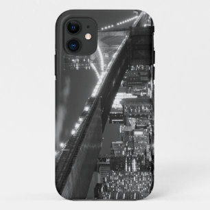 Brooklyn Bridge and Manhattan Skyline At Night iPhone 11 Case