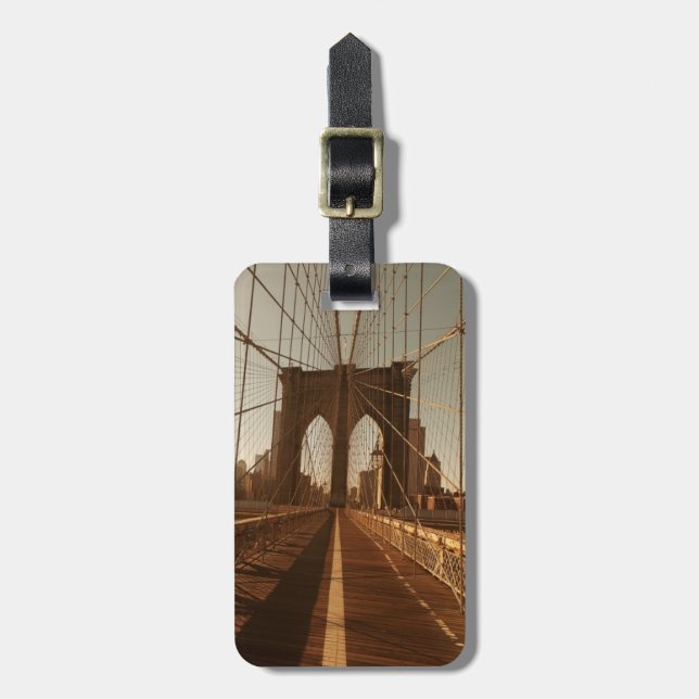 Brooklyn Bridge. Luggage Tag (Front Vertical)