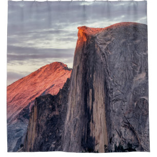 BROWN AND BLACK ROCK FORMATIONS SHOWER CURTAIN