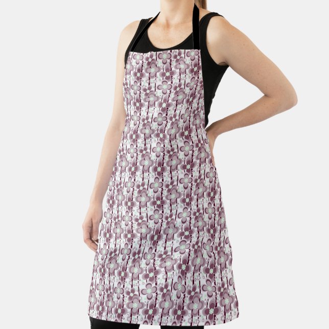 brown and white floral pattern apron (Insitu)