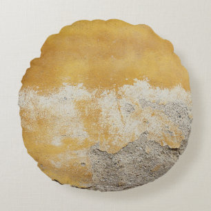 Brown and white stone fragment round cushion