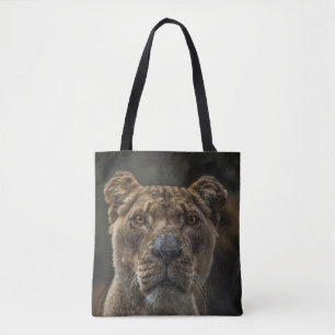 BROWN BEAR SELECTIVE FOCAL PHOTO DURING DAYTIME TOTE BAG