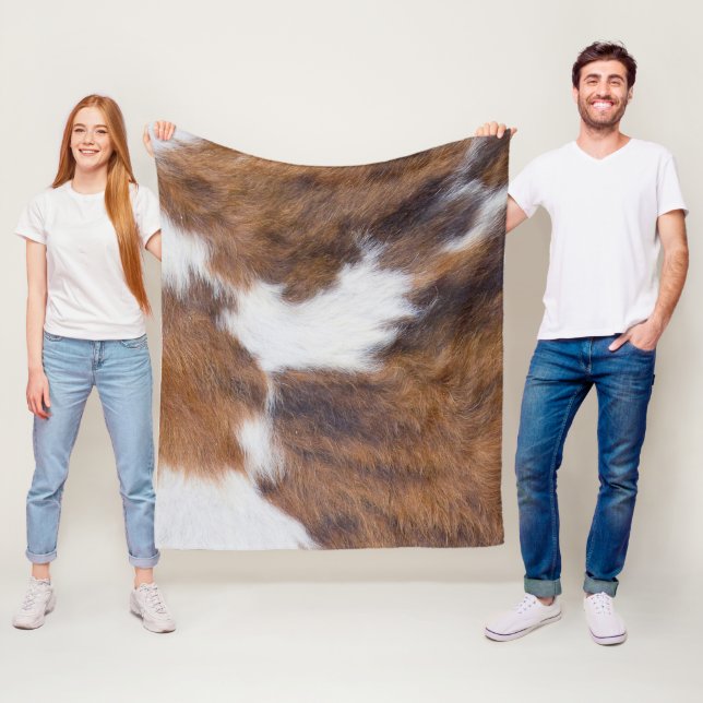 Brown Cowhide, Cow Skin Print Pattern, Modern Cow Fleece Blanket (In Situ)