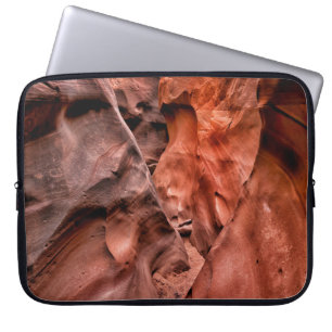 Brown rock formations laptop sleeve