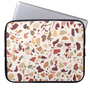 Brown terrazzo: vintage, trendy pattern. laptop sleeve