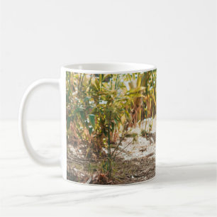 BROWN TIGER IN WALKING GESTURE COFFEE MUG
