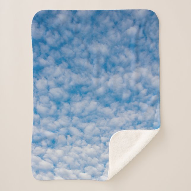Bubble Clouds in Blue Sky Nature Photo Mammatus Sherpa Blanket (Front)