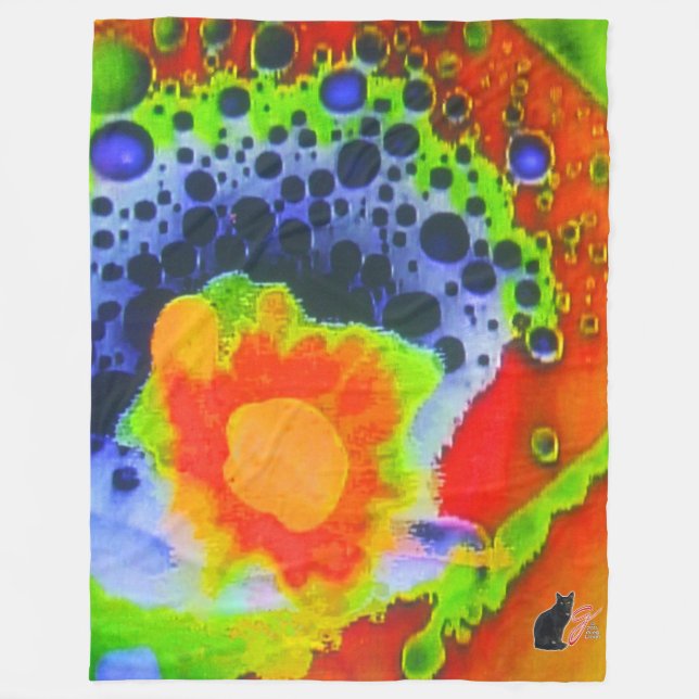 Bubbly Comfort Fleece Blanket (Front)