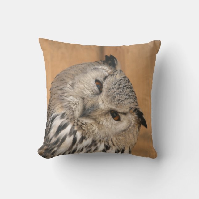 Bubo bubo sibiricus cushion (Front)