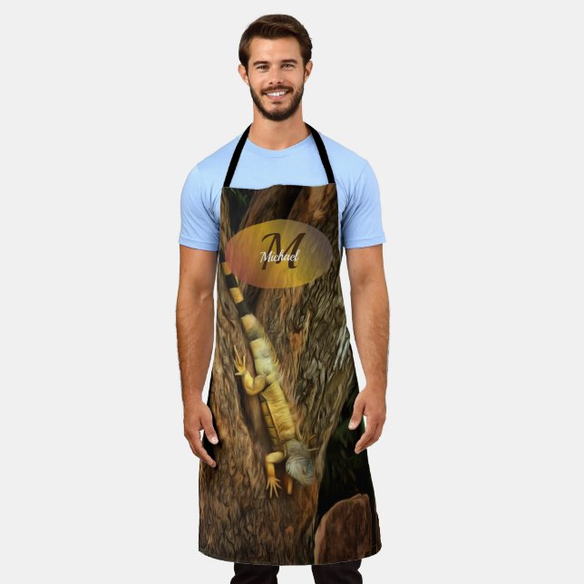 Bucerias Iguana 1069 Apron (Worn)