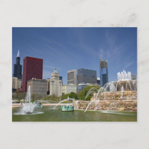 Buckingham Fountain located in Grant Park, 2 Postcard