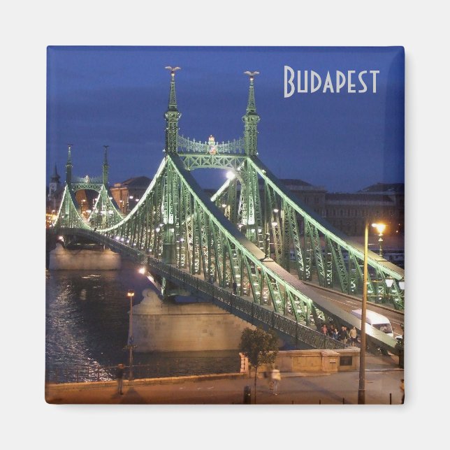 Budapest - Liberty Bridge by night Magnet (Front)