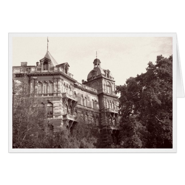 Budapest Park (Front Horizontal)