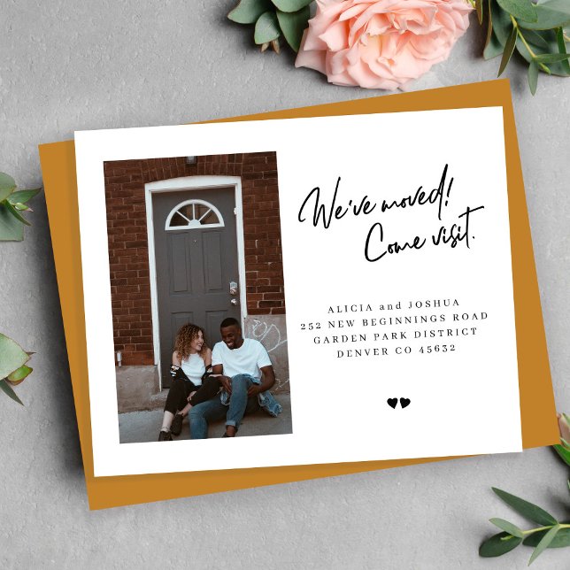 Budget photo modern moving announcement (Creator Uploaded)