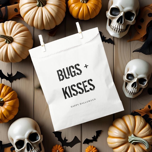 Bugs and Kisses Halloween  Favour Bag (Creator Uploaded)