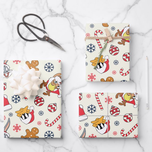 BUGS BUNNY™, DAFFY DUCK™ & Lola Christmas Pattern Wrapping Paper Sheet (Front)