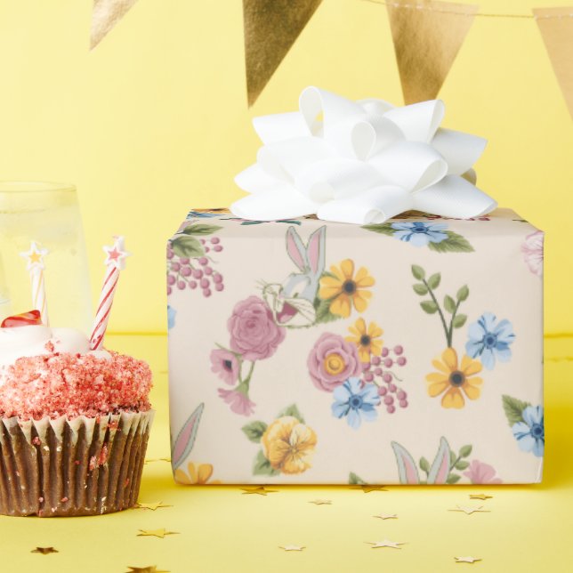 BUGS BUNNY™ Floral Embroidery Pattern Wrapping Paper (Birthday Party)