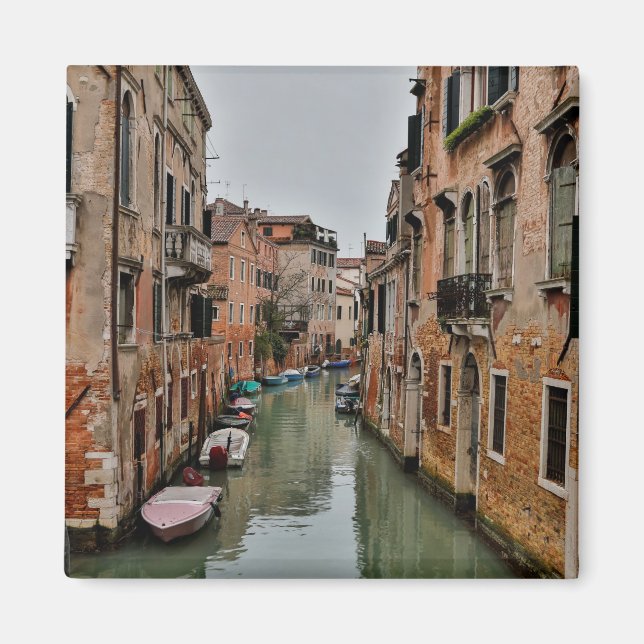 Buildings along canals of Venice Magnet (Front)