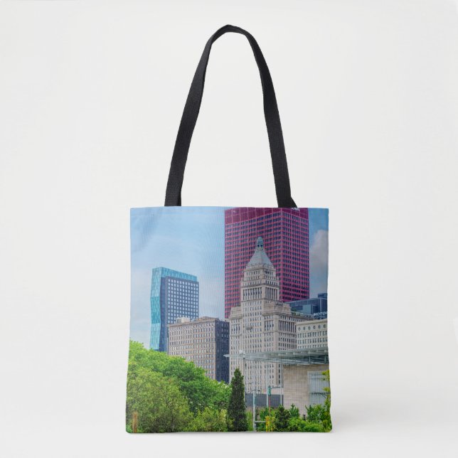 Buildings In Chicago Tote Bag (Front)