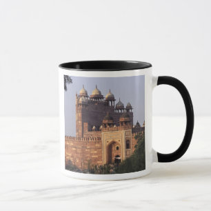 Buland Darwaza Gate of Victory) to the Dargah Mug